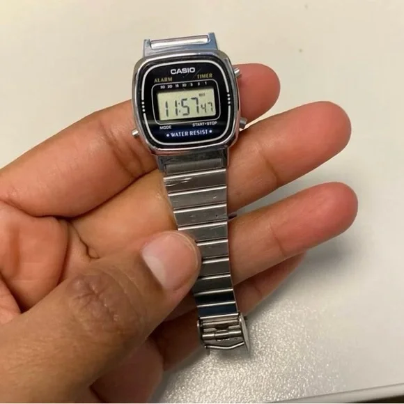 Casio Watches - Picture 1 of 2